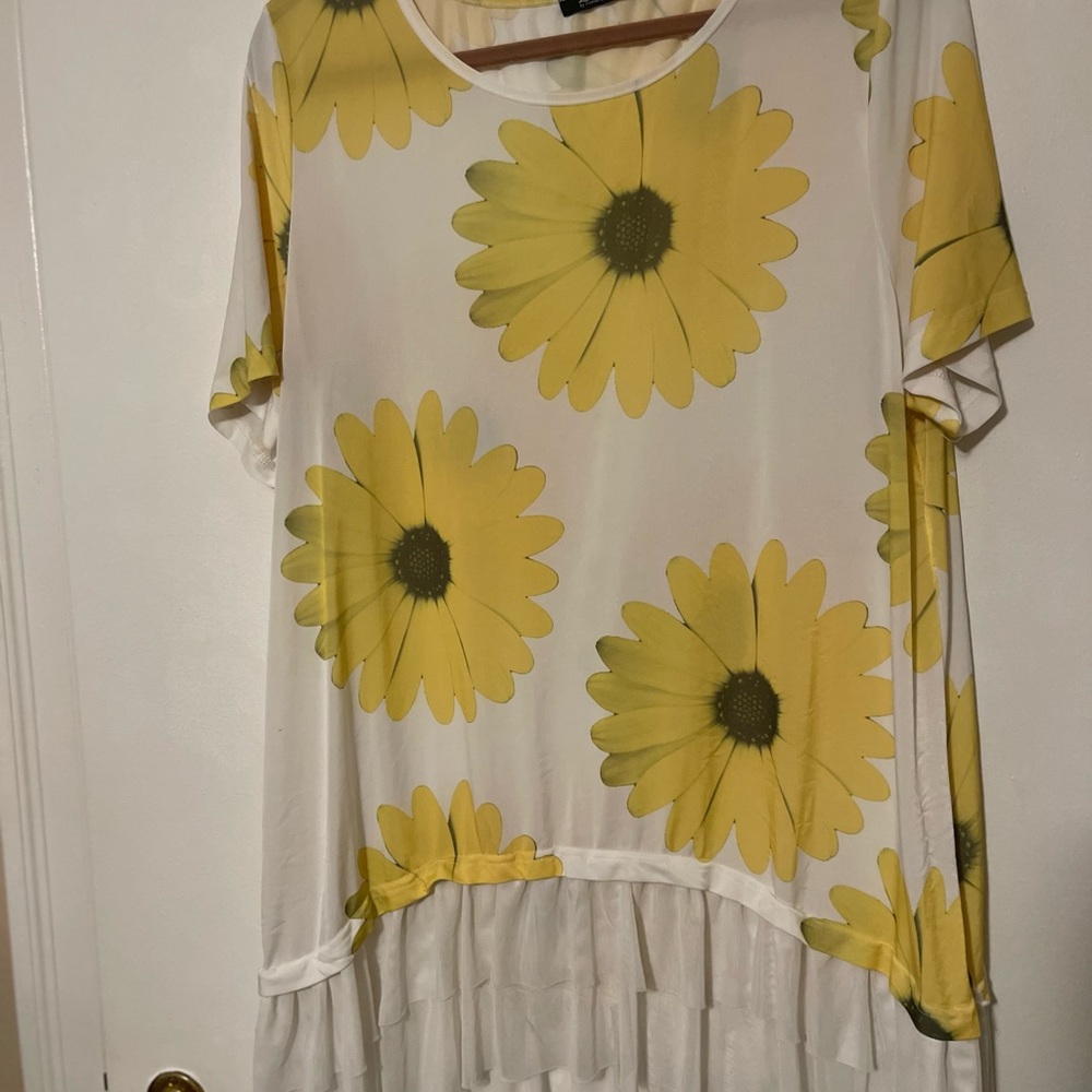 Lily by Firmiana Sunflower Top